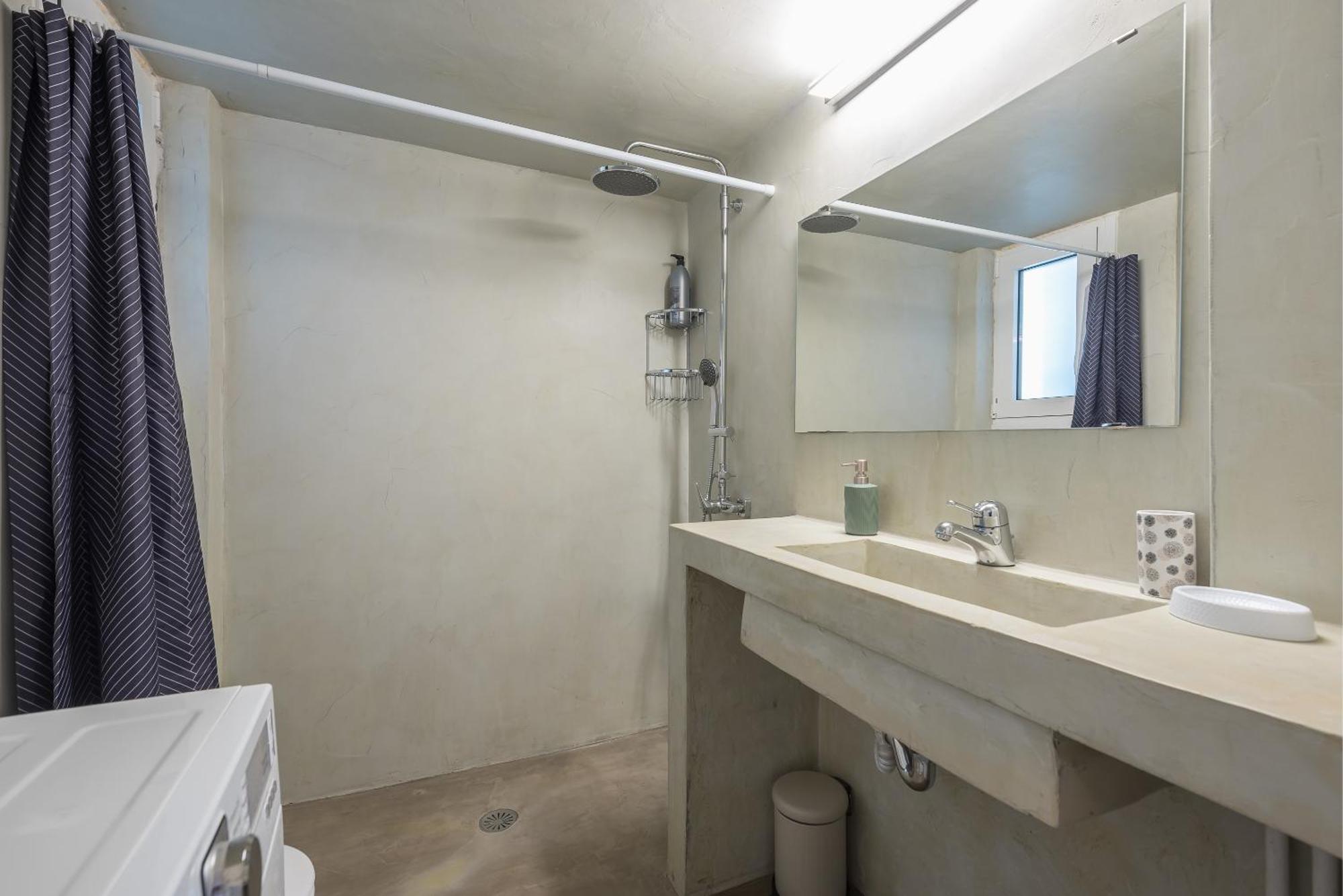 Stylish 2 Bd Urban Retreat Near Panormou Metro Apartment Athena Bagian luar foto