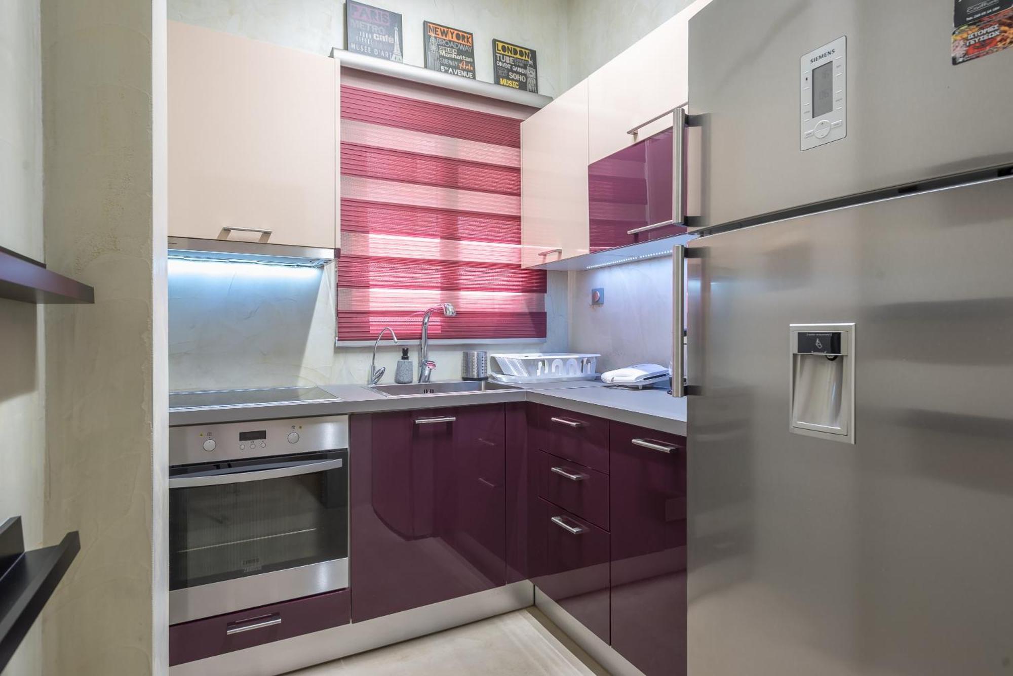 Stylish 2 Bd Urban Retreat Near Panormou Metro Apartment Athena Bagian luar foto