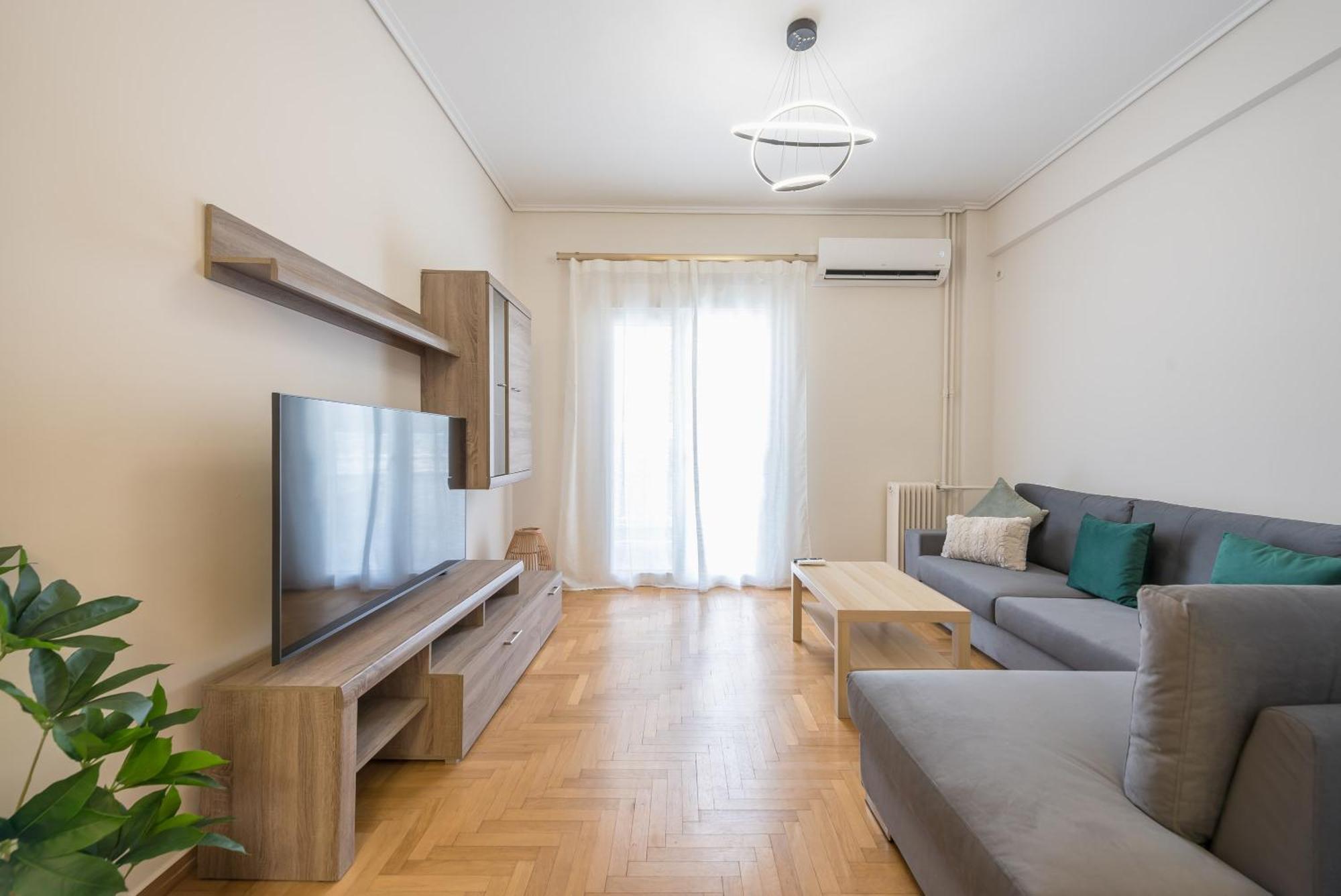 Stylish 2 Bd Urban Retreat Near Panormou Metro Apartment Athena Bagian luar foto