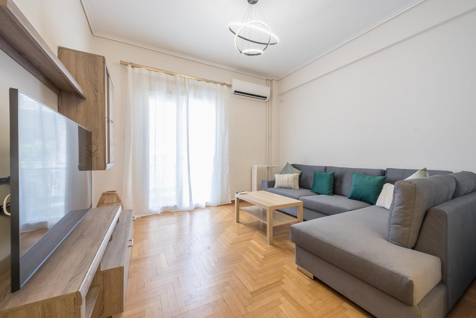 Stylish 2 Bd Urban Retreat Near Panormou Metro Apartment Athena Bagian luar foto